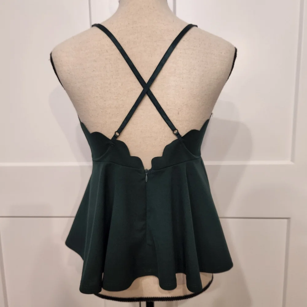 🍉 Green Tank Top Size Medium - Picture 3 of 3